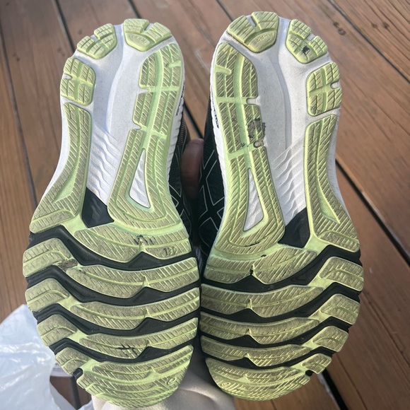 ASICS GT 2000 - Picture 2 of 9